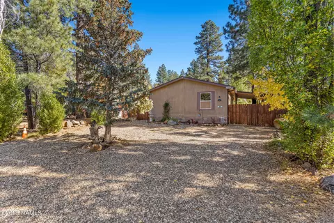 17085 Grizzly, Munds Park, AZ 86017
