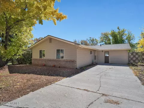 4827 E Halfmoon Dr, Flagstaff, AZ 86004 photo 1