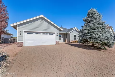 11798 Monarch Dr, Bellemont, AZ 86015