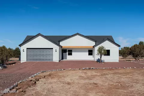 7943 N Red Lake Rd, Williams, AZ 86046