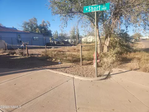 415 S Edwin Ave, Winslow, AZ 86047