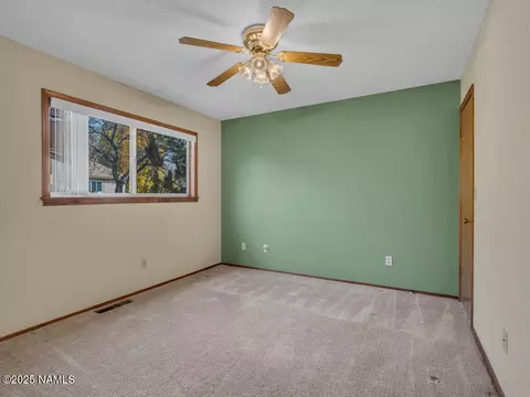 Bedroom - 2437 Eva Loop, Flagstaff, AZ 86004 photo 1 of 4