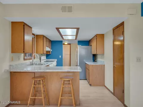 Kitchen - 2437 Eva Loop, Flagstaff, AZ 86004 photo 1 of 3