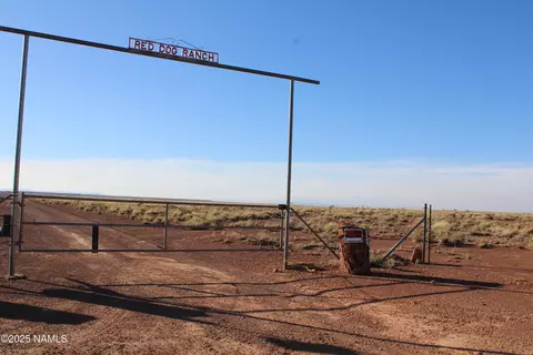 148 Red Dog Rd, Winslow, AZ 86047