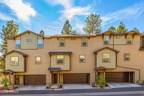 2585 W Cripple Creek Dr, Flagstaff, AZ 86001