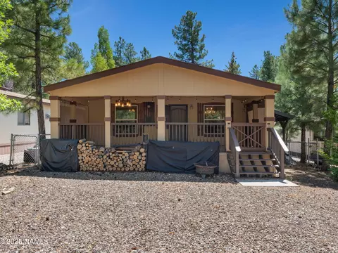 1151 E Caribou Rd, Munds Park, AZ 86017