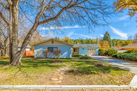 1914 N Talkington Dr, Flagstaff, AZ 86001