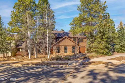 4613 S Bedrock Trl, Flagstaff, AZ 86005