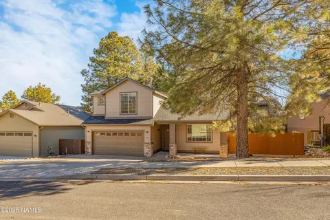 863 W Lone Star Trl, Flagstaff, AZ 86005