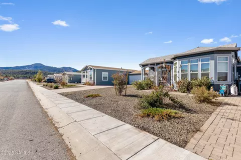 217 Pinecrest Trl, Williams, AZ 86046 photo 2