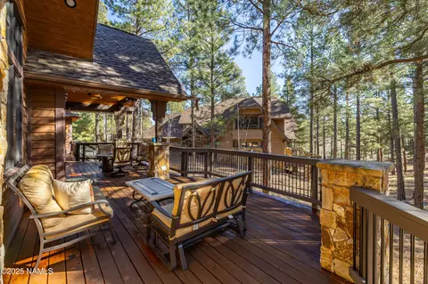 Exterior - 1743 Elysian Ct, Flagstaff, AZ 86005 photo 3 of 9