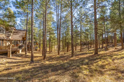 Exterior - 1743 Elysian Ct, Flagstaff, AZ 86005 photo 6 of 9