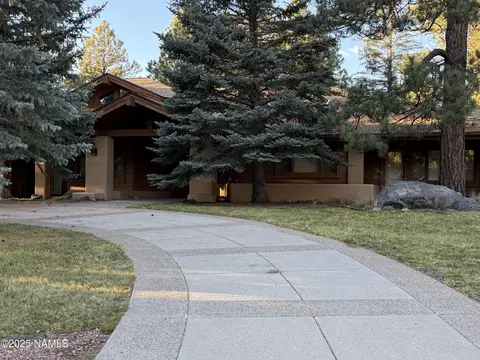 4950 E Mount Pleasant Dr, Flagstaff, AZ 86004