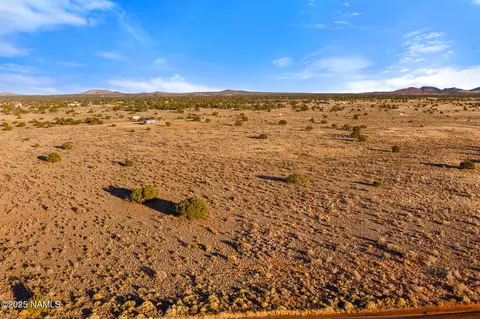 2485 S Avondale Rd, Williams, AZ 86046 photo 4