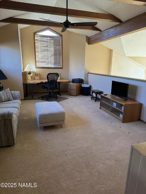 6315 E Willow Loop, Flagstaff, AZ 86004 photo 2