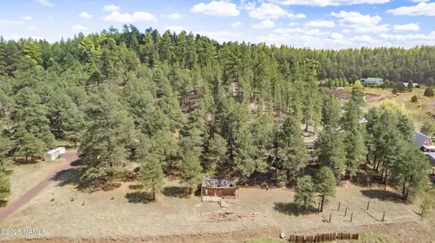 3753 Happy Trails Dr, Flagstaff, AZ 86005