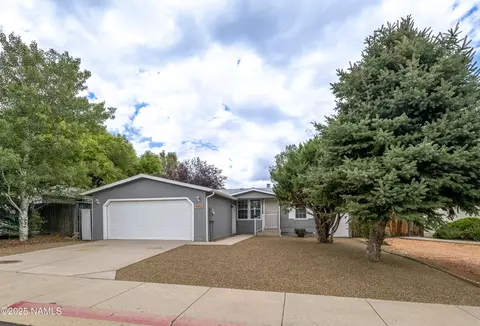 4822 E Merriam Dr, Flagstaff, AZ 86004
