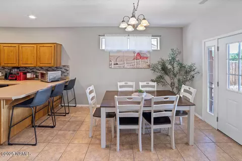 Dining - 603 Brookline Loop, Williams, AZ 86046 photo 3 of 4