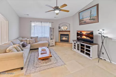 Living - 603 Brookline Loop, Williams, AZ 86046 photo 4 of 5