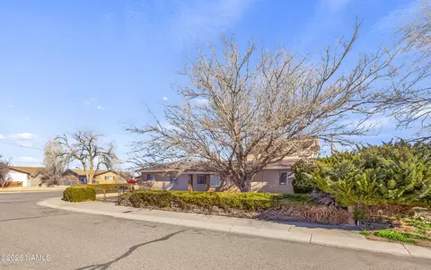168 Pima Dr, Winslow, AZ 86047