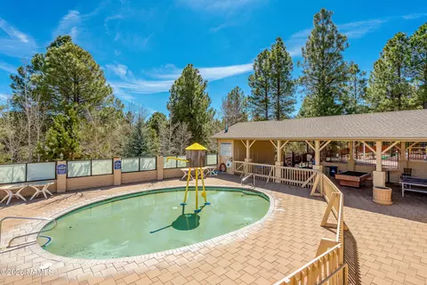 Exterior - 6130 E Laurel Loop, Flagstaff, AZ 86004 photo 6 of 7