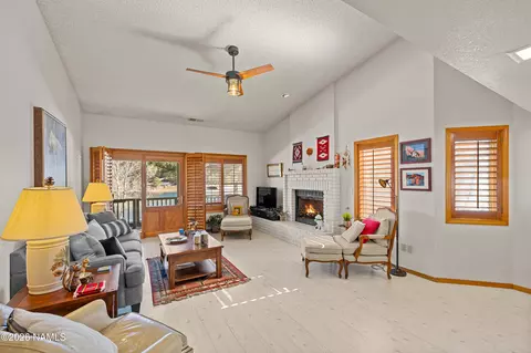 Living - 6130 E Laurel Loop, Flagstaff, AZ 86004 photo 3 of 4