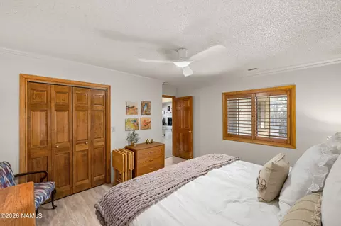 Bedroom - 6130 E Laurel Loop, Flagstaff, AZ 86004 photo 2 of 6