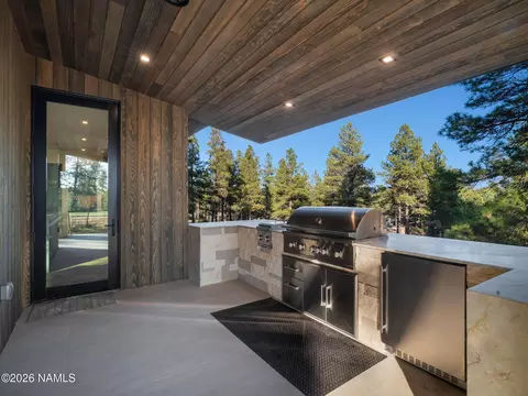Exterior - 2733 E Byrds View Dr, Flagstaff, AZ 86005 photo 13 of 17