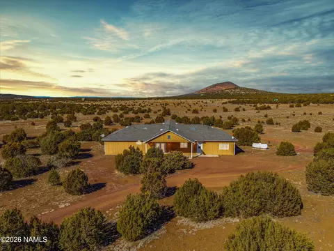 8187 N Cassity Trl, Williams, AZ 86046