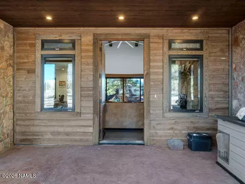 Exterior - 2811 Bogey Dr, Williams, AZ 86046 photo 3 of 10