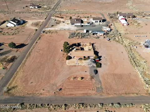 2501 Mountain Dr, Winslow, AZ 86047