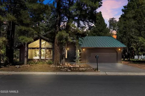 2289 N Elk Run St, Flagstaff, AZ 86004