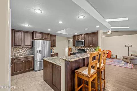 Kitchen - 6161 E Olson Dr, Flagstaff, AZ 86004 photo 3 of 4