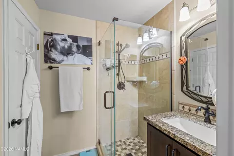 Bath - 6161 E Olson Dr, Flagstaff, AZ 86004 photo 4 of 4