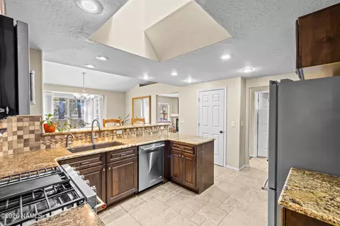 Kitchen - 6161 E Olson Dr, Flagstaff, AZ 86004 photo 4 of 4