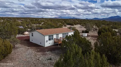 768 Mountain Cat Rd, Williams, AZ 86046