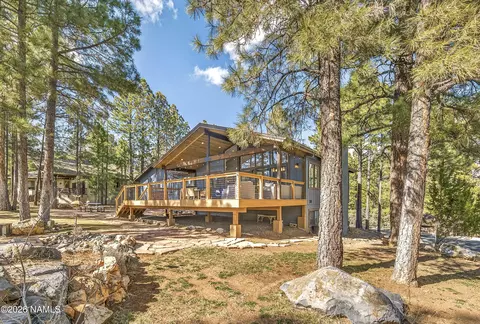 6305 N Country Club Dr, Flagstaff, AZ 86004