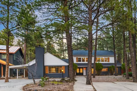 530 N Charles Rd, Flagstaff, AZ 86001