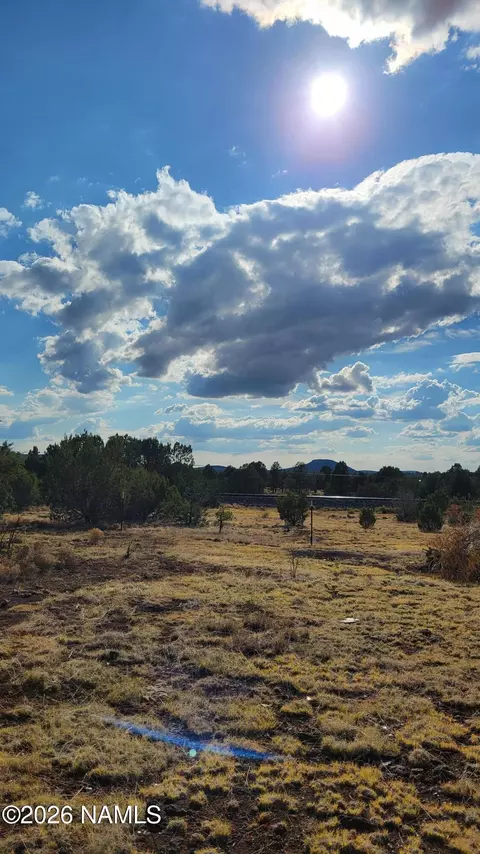 5892 N Santa Fe Rd, Williams, AZ 86046