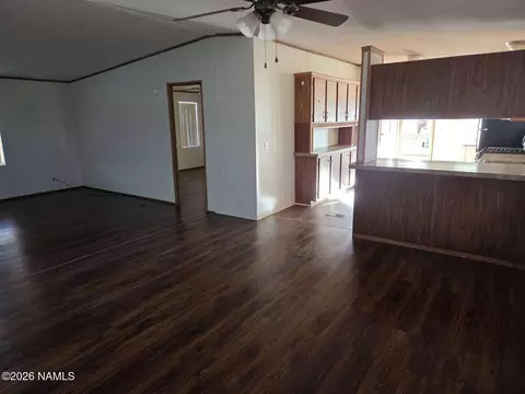 41 W Jerome St, Page, AZ 86040 photo 3