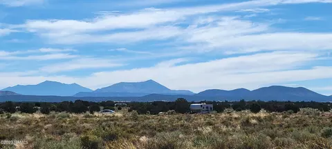 2816 E Wingfield Rd, Williams, AZ 86046 photo 2
