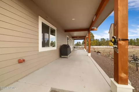 Exterior - 2557 Lazy E Rd, Williams, AZ 86046 photo 6 of 10