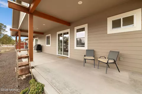 Exterior - 2557 Lazy E Rd, Williams, AZ 86046 photo 4 of 10