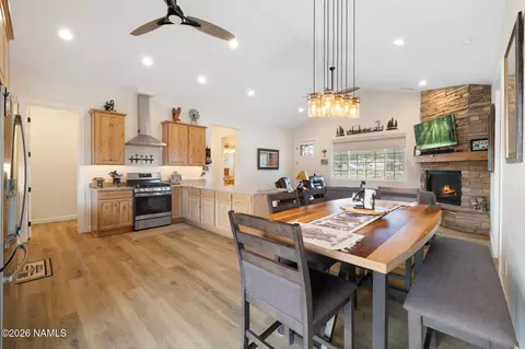 Dining - 2557 Lazy E Rd, Williams, AZ 86046 photo 2 of 3