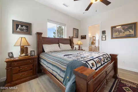 Bedroom - 2557 Lazy E Rd, Williams, AZ 86046 photo 2 of 3