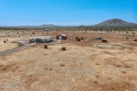 2318 E Hoctor Rd, Williams, AZ 86046 photo 4