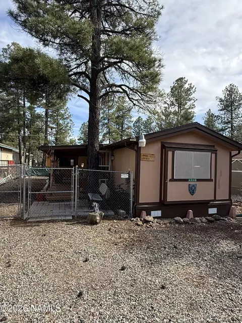 1165 E Caribou Rd, Munds Park, AZ 86017