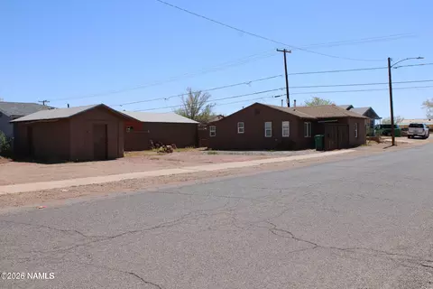 523 W Aspinwall St, Winslow, AZ 86047