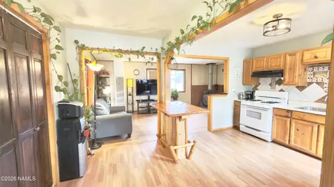 301 S Beech Dr, Flagstaff, AZ 86004