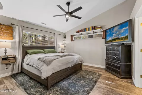 Bedroom - 21 E Mohawk Dr, Flagstaff, AZ 86005 photo 1 of 2